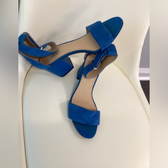 Franco Sarto Blue heels with wrap ankle Size 9 - Picture 2 of 9